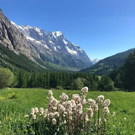 New****alpe Veille: Chalet Centro 2 Bagni E Garage Privato * La Thuile